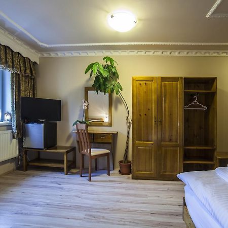 Pension Olympion Jihlava Ngoại thất bức ảnh